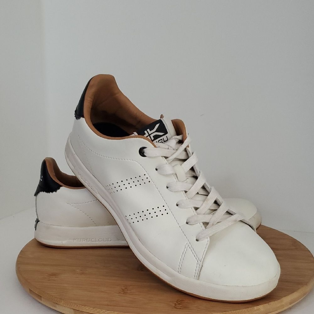 KURU Roam White and Black Men's Leather Sneakers Size 8